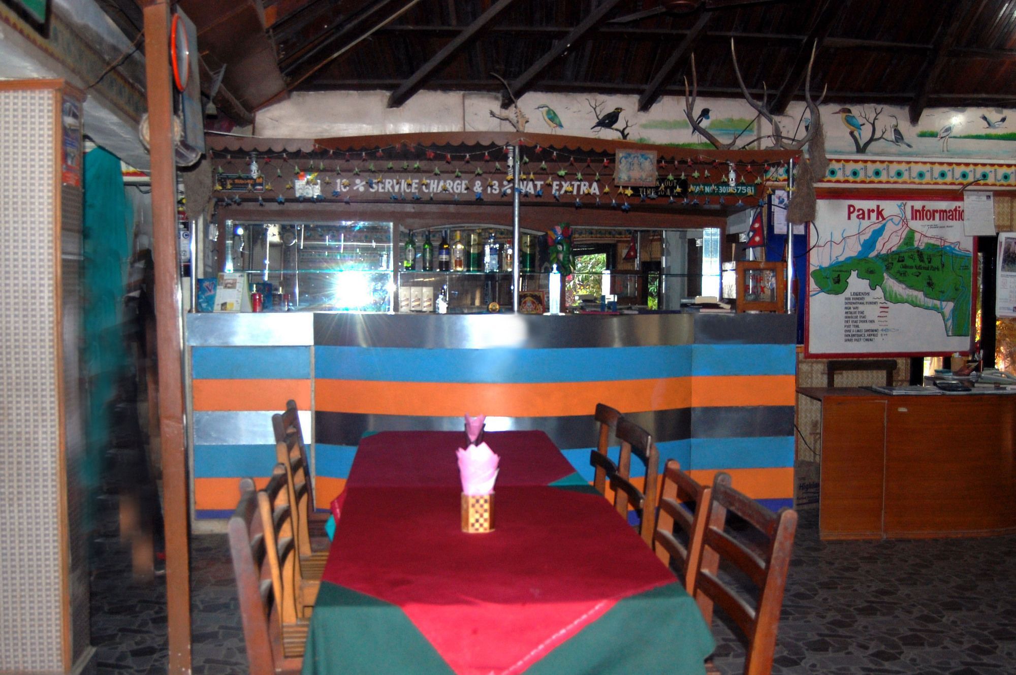 Rainbow Safari Resort Sauraha Zewnętrze zdjęcie